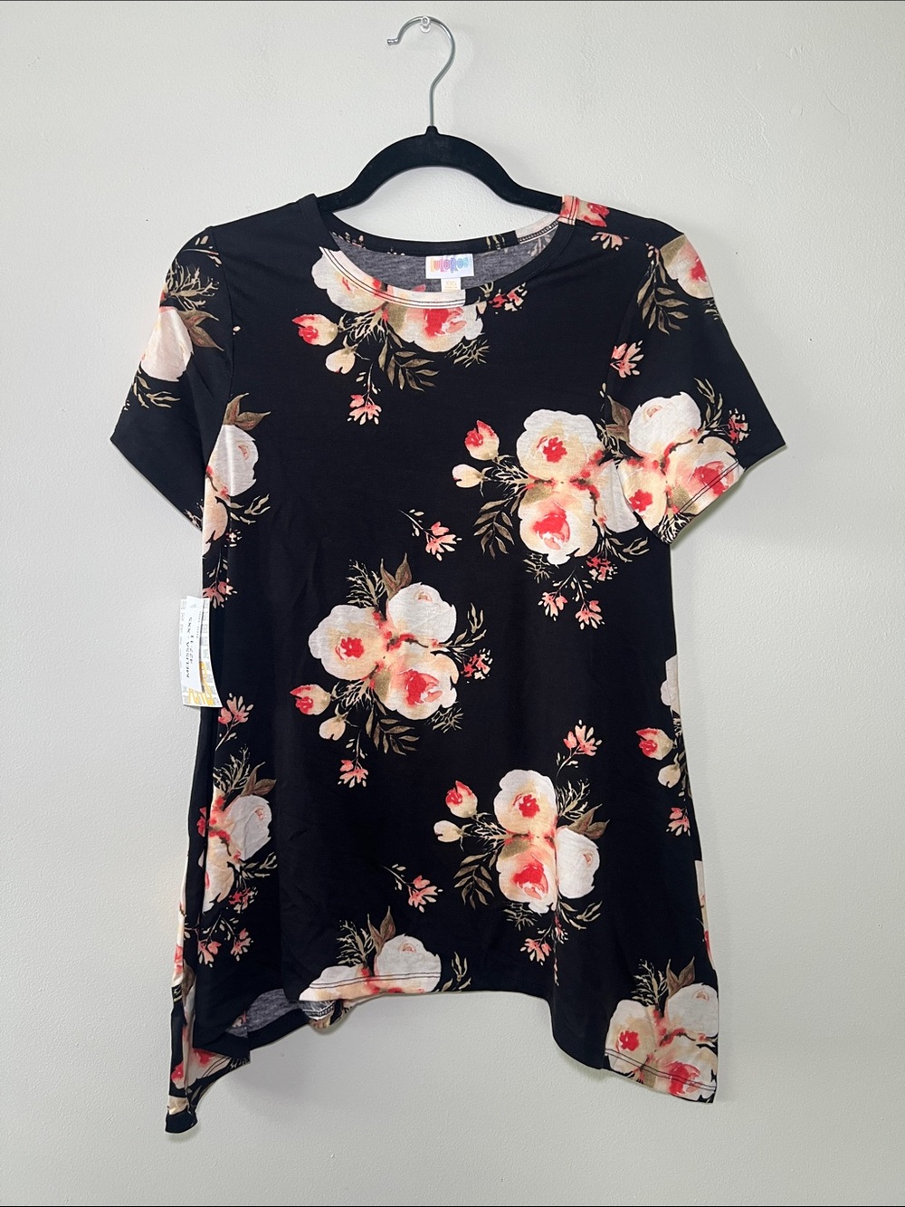 LuLaRoe Melissa Floral Short Sleeve Top - Black with Cream & Pink Flowers